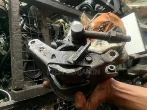 Power Steering Pump Nissan Laurel