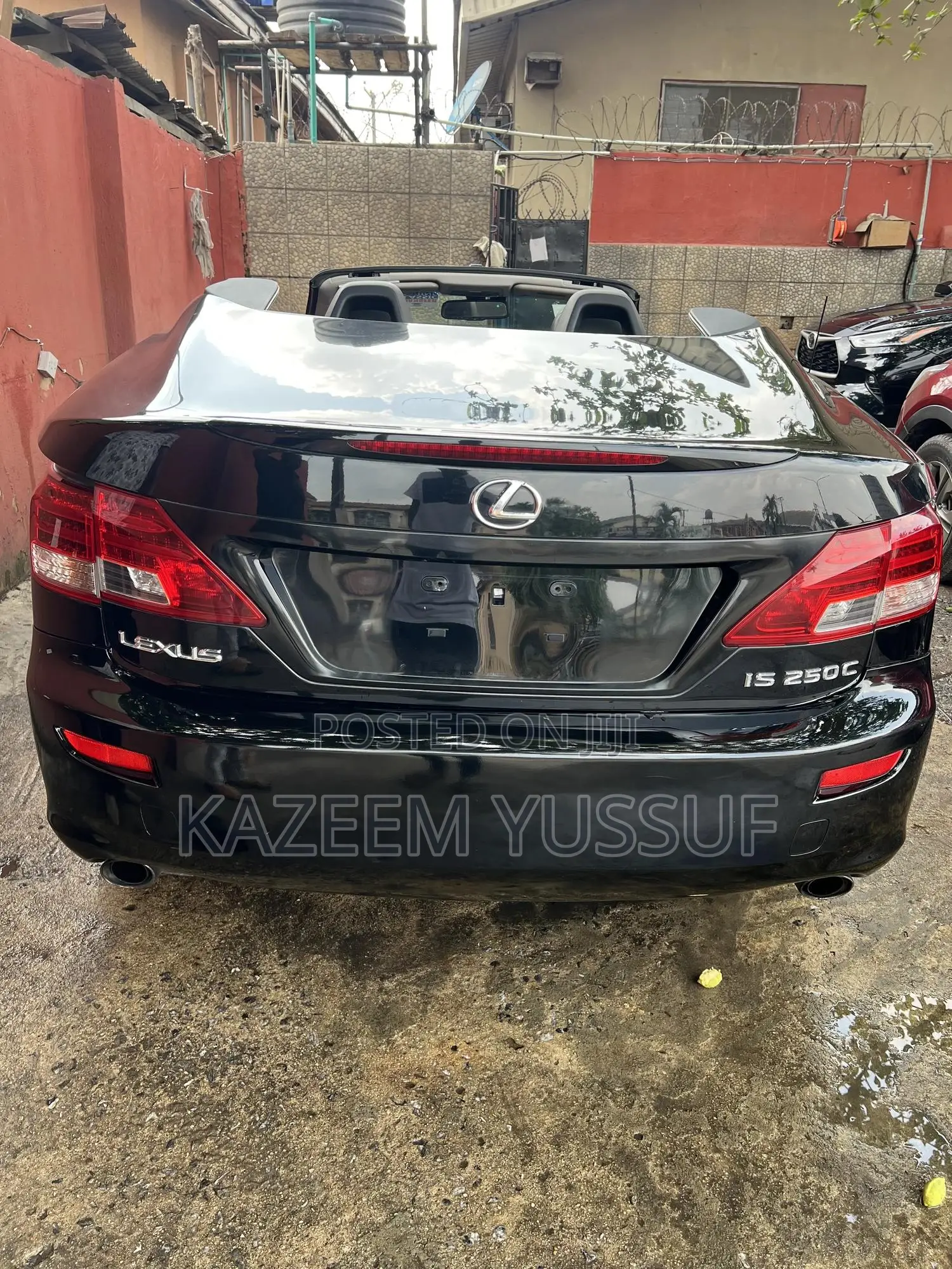 Lexus IS 250 C Automatic 2010 Black