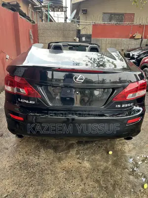 Lexus IS 250 C Automatic 2010 Black