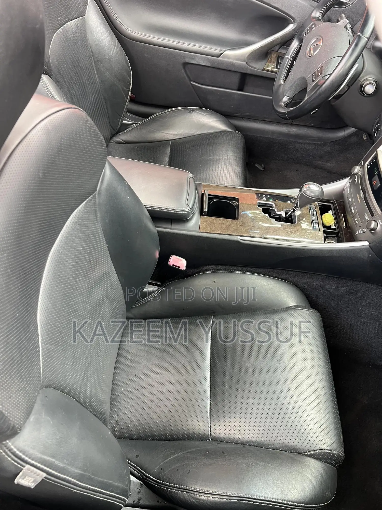 Lexus IS 250 C Automatic 2010 Black