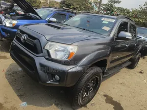 Toyota Tacoma 2013 Gray