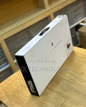 New Laptop Dell Alienware M16 R2 16GB Intel Core Ultra 7 SSD 1T