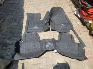 Mercedes Benz C300 Black Tiles Customized Mat With Logo 