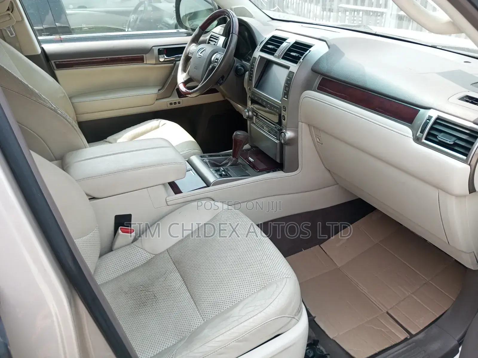 Lexus GX 460 2010 Gold
