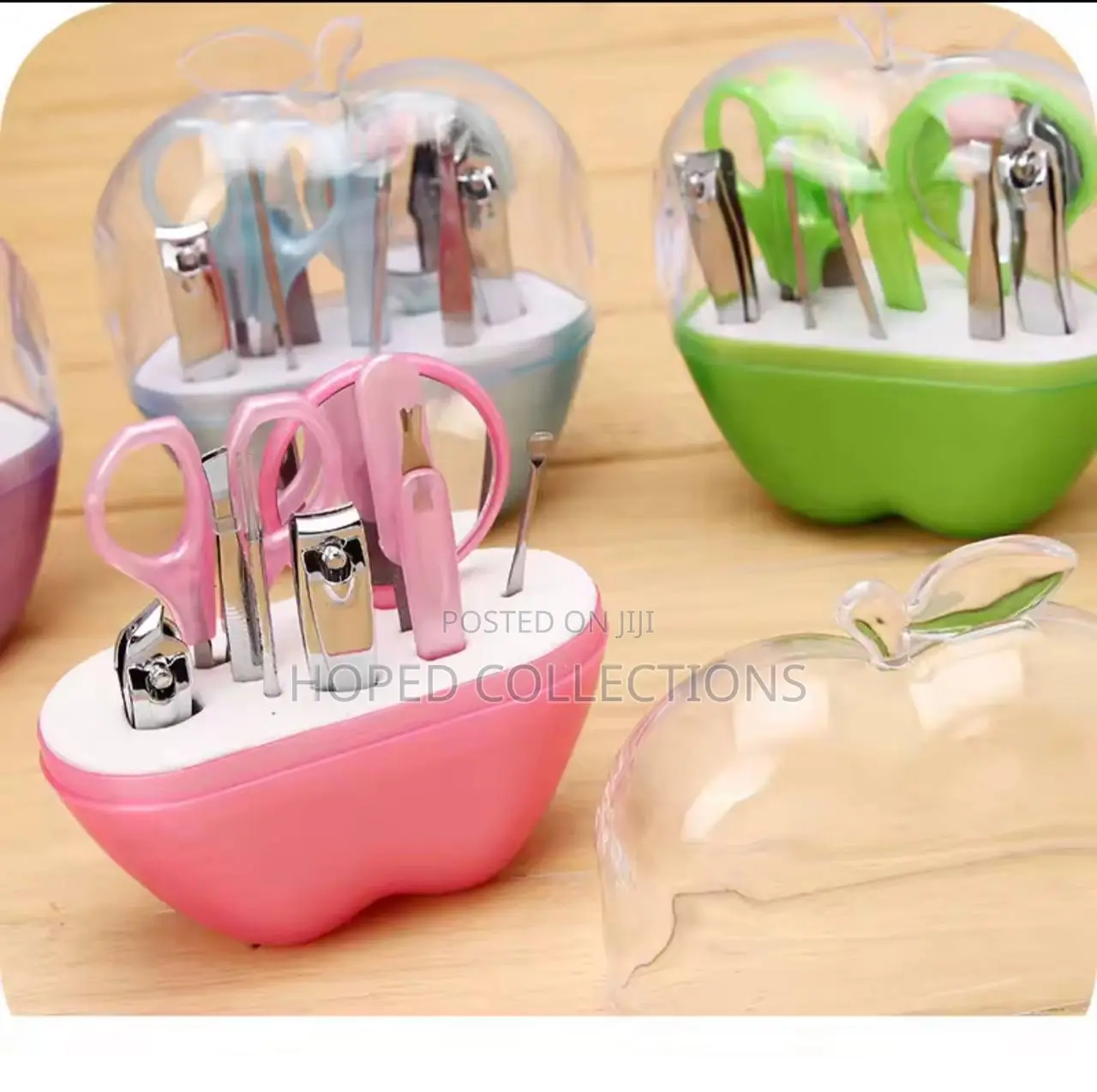 Apple Shaped Manicure Set
