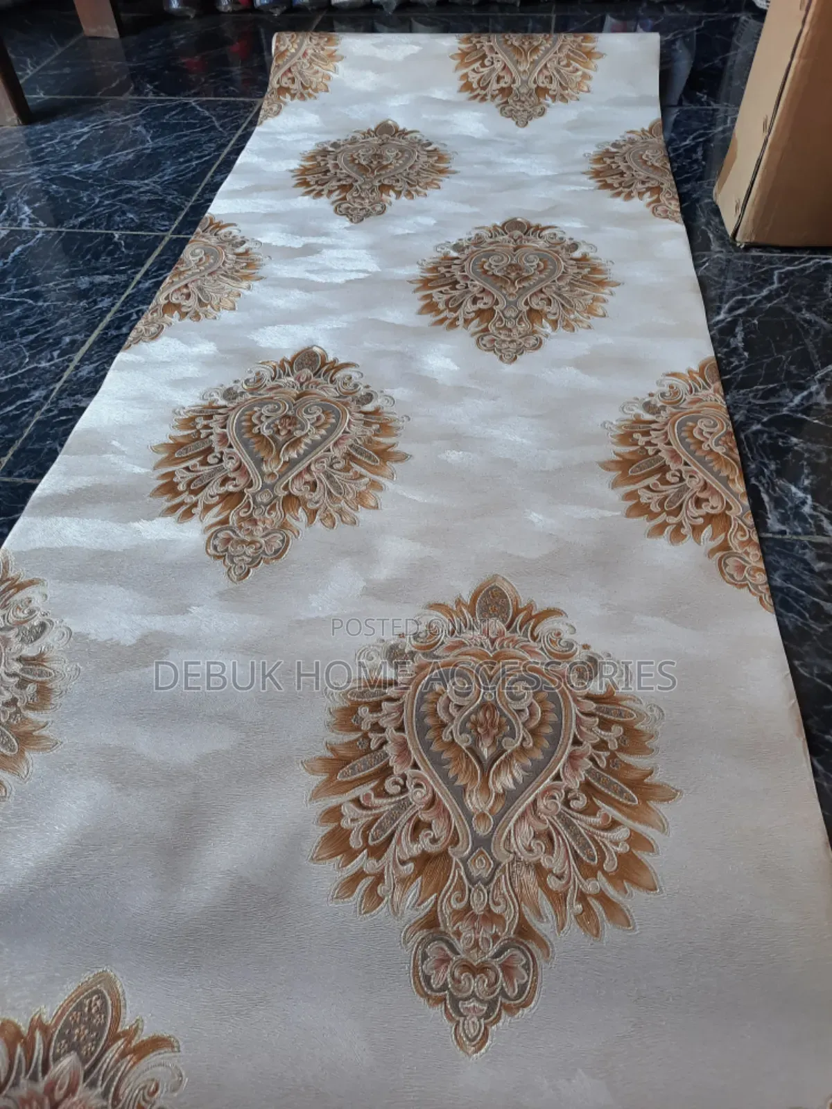 Quality Floral Wall-Paper