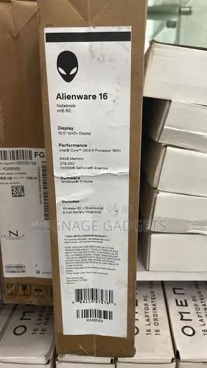 New Laptop Alienware M15 R3 64GB Intel Core Ultra 9 SSD 2T