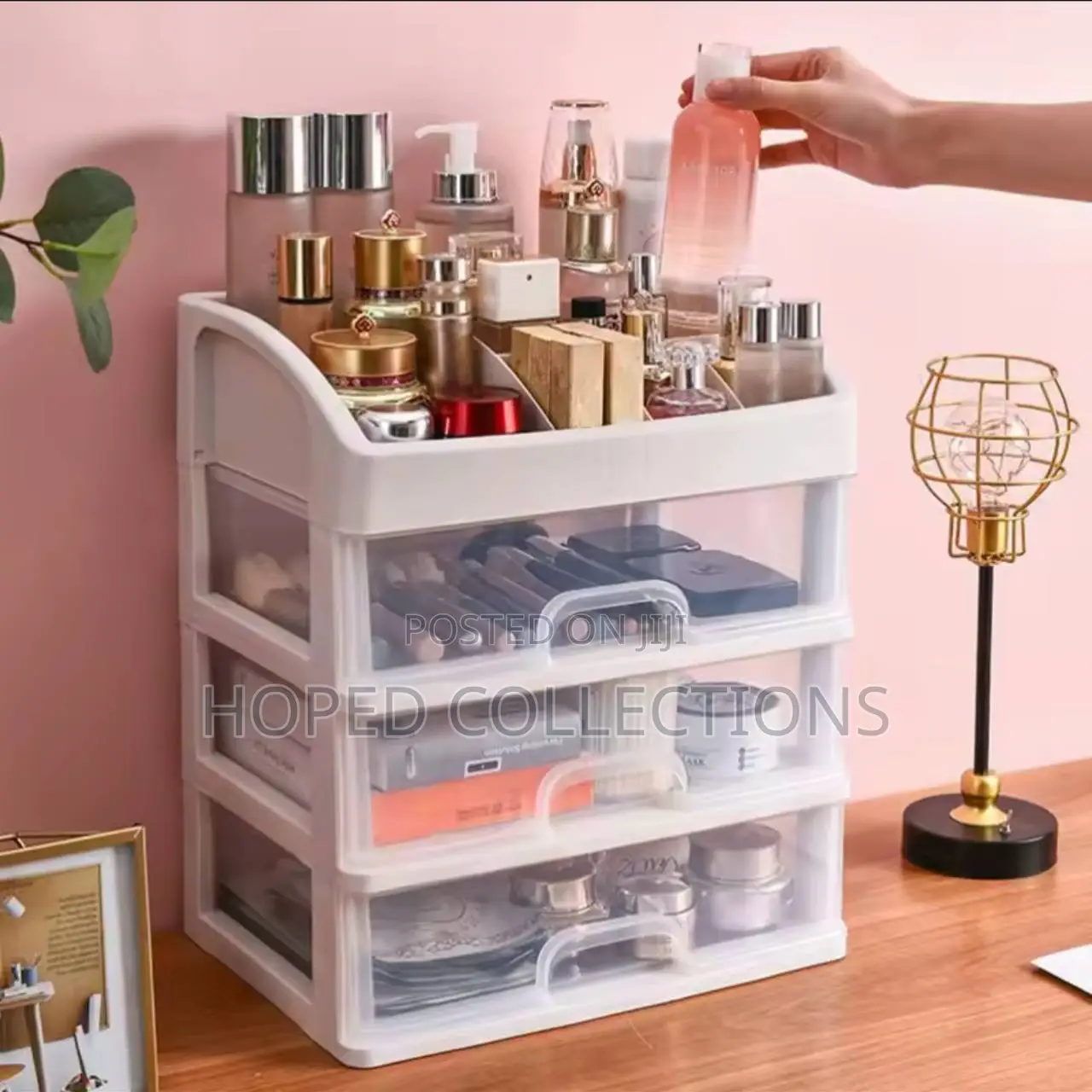 Cosmetics Storage Organizer
