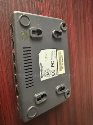 Siemens Speedstream Ss2105 Fast Ethernet Switch 5-Port