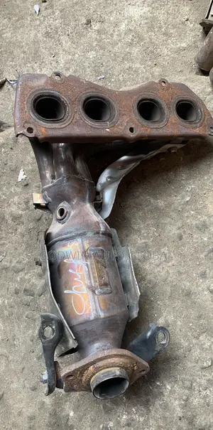 Direct Engine Catalyst Toyota Venza 2015