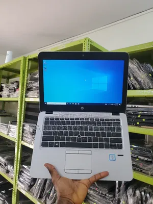 Laptop HP EliteBook 820 G3 8GB Intel Core I5 SSD 256GB