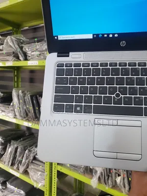 Laptop HP EliteBook 820 G3 8GB Intel Core I5 SSD 256GB