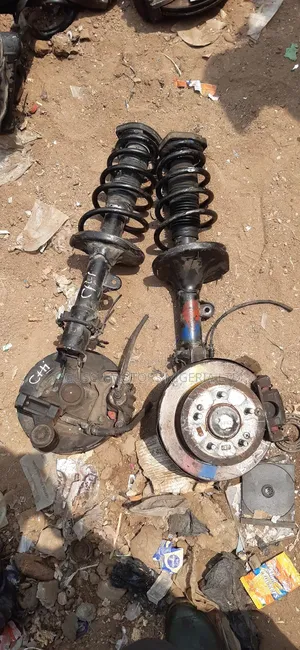 Back Shock Absorbers And Hubs Hyundai Tucson 2008 Model