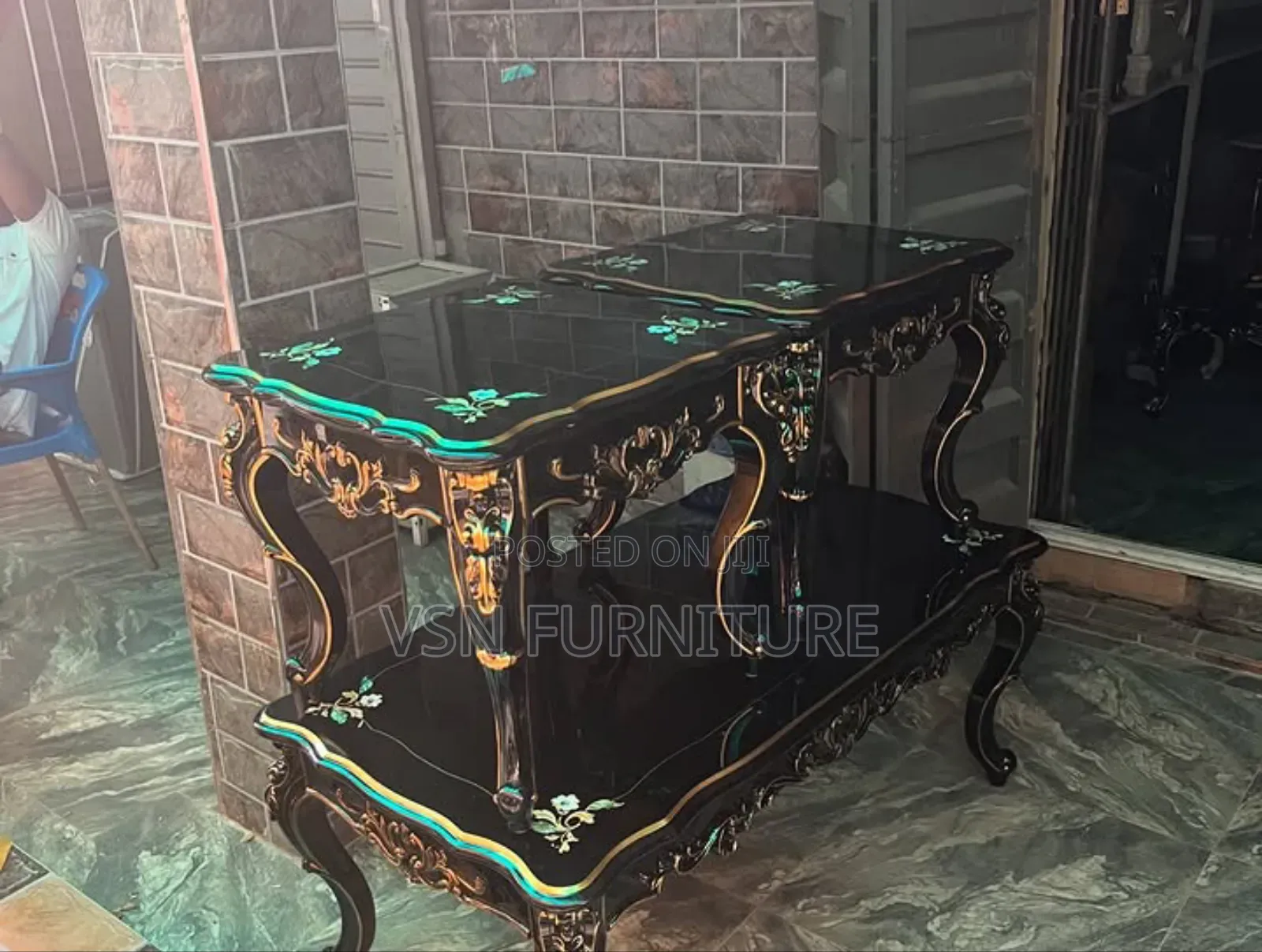 Centre Table With Two Side Stools