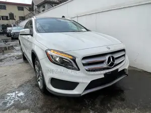 Mercedes-Benz GLA 250 2017 White