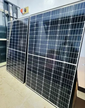 550watts Mono Crystalline Canadian Panel