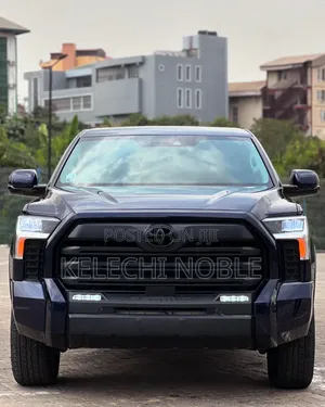 Toyota Tundra SR5 2022 Blue