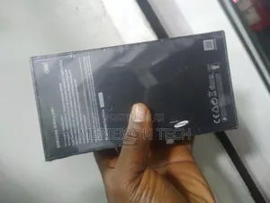 New Samsung Galaxy S10 Plus 128 GB Blue