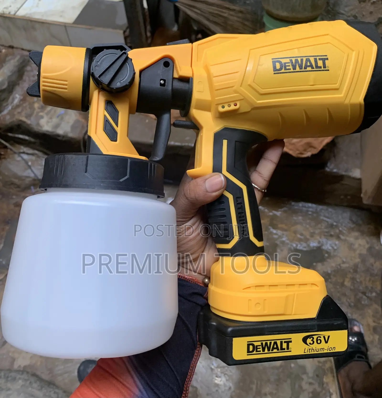 Dewalt Cordless Spray Gun