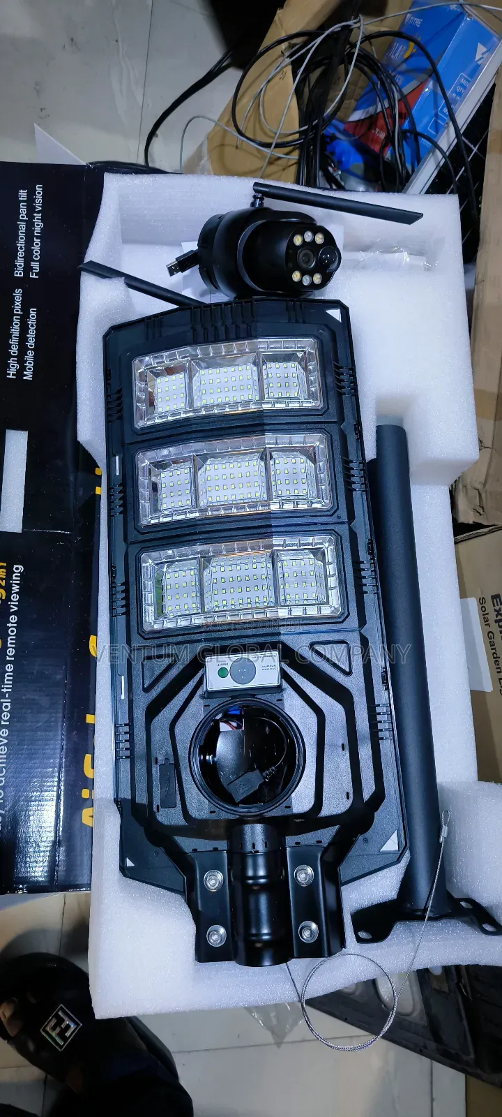 AI Solar Street Lights With Camera Features