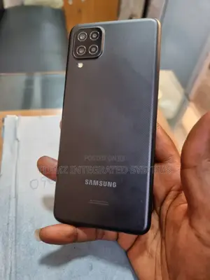 Samsung Galaxy A12 32 GB Black