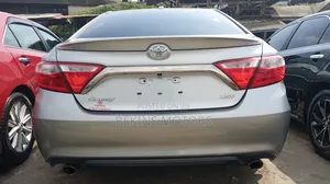 Toyota Camry 2016 Gray