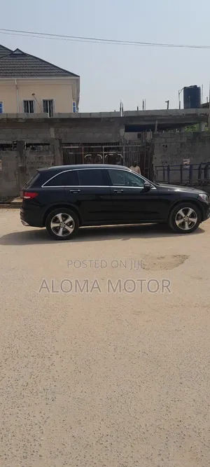 Mercedes-Benz GLC-Class 2017 Black