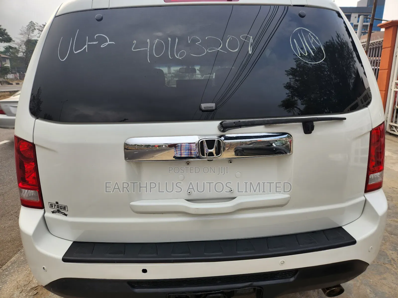 Honda Pilot 2012 White