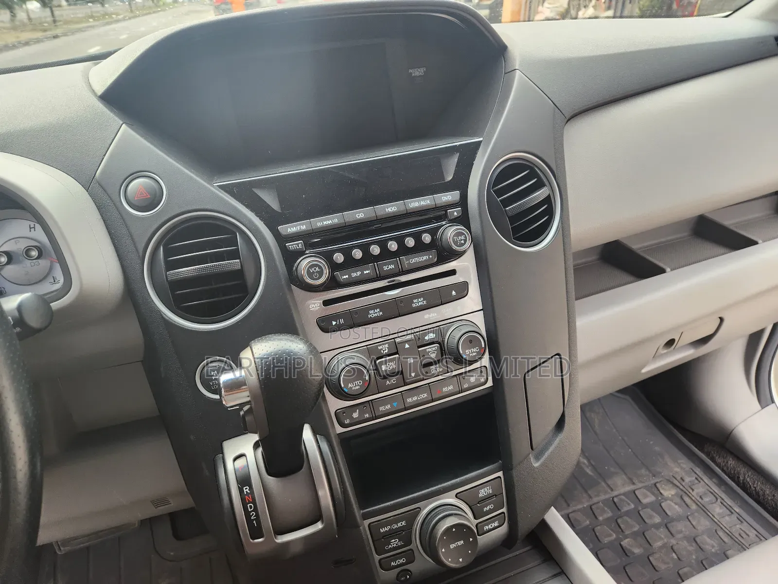 Honda Pilot 2012 White