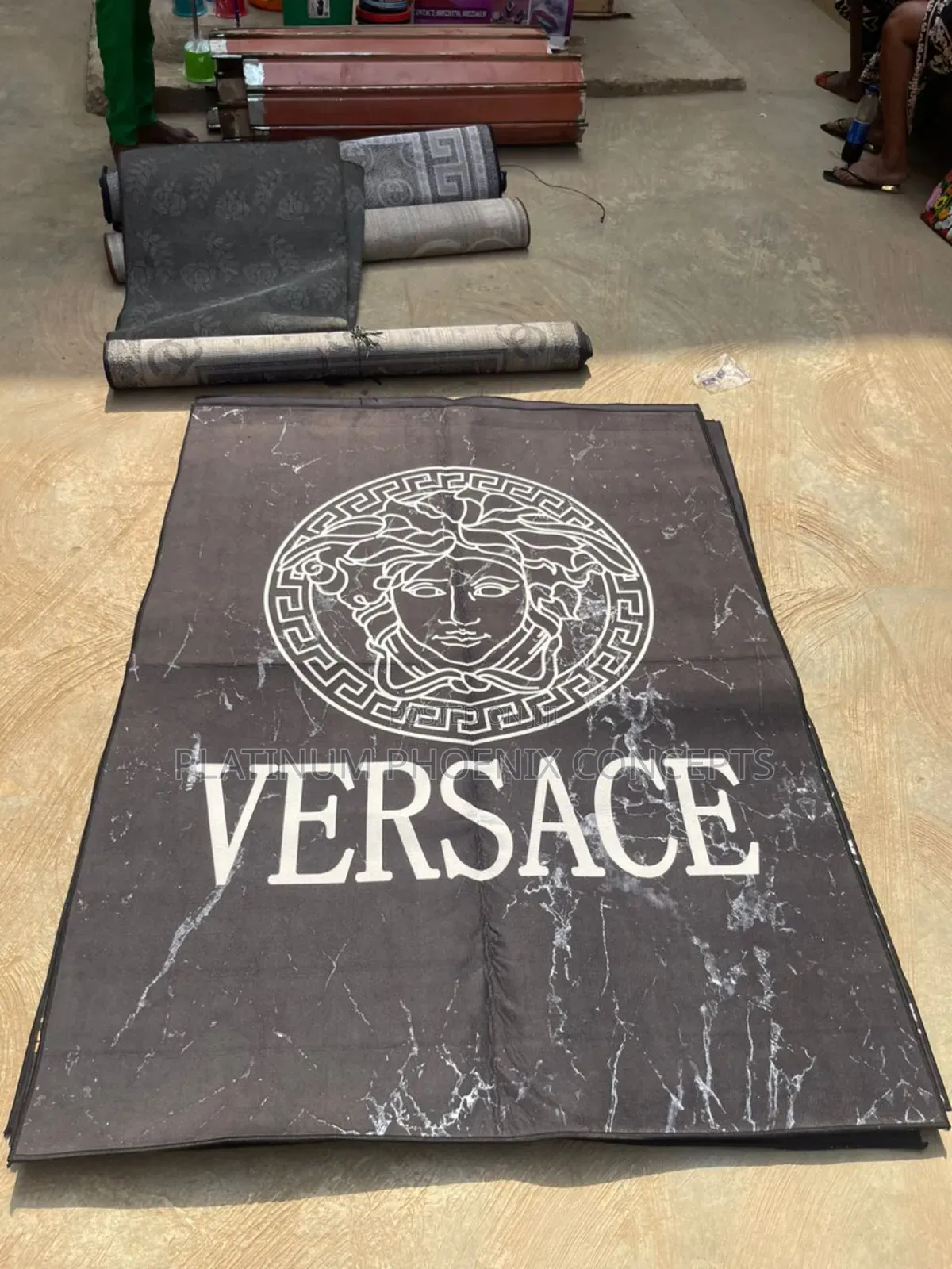 4 by 6 Designer Center Rug