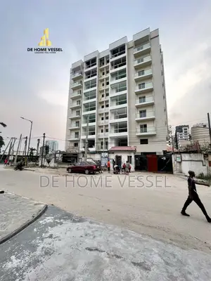 3bdrm Apartment in Victoria Island for sale