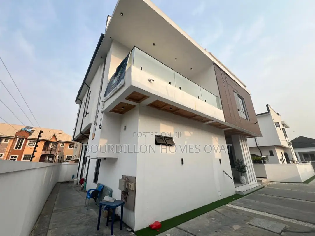 5bdrm Duplex in Ajah for sale