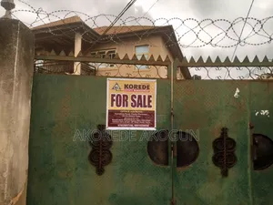 Twin 3bed Room Flat and 2bed Room Bosquter