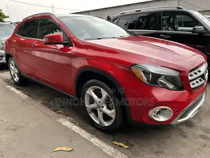 Mercedes-Benz GLA 250 2018 Red