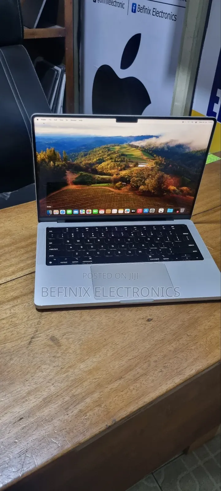 Laptop Apple MacBook Pro 2021 M1 32GB Apple M1 Max SSD 1T