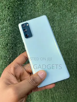 Photo - Samsung Galaxy S20 FE 128 GB Blue