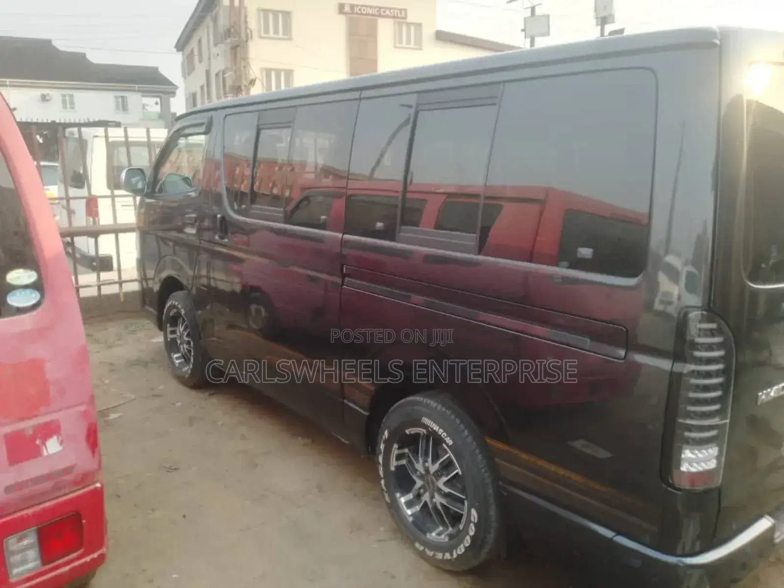 Toyota HiAce 2015 Black