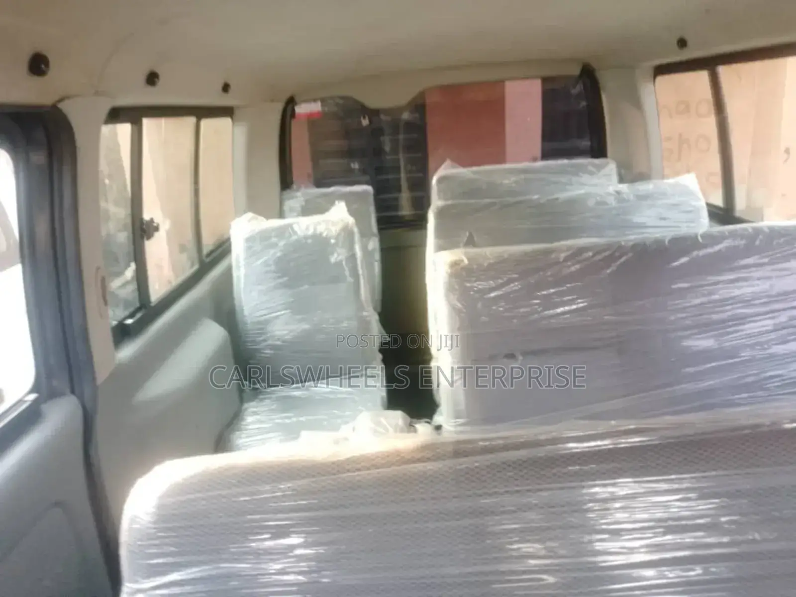 Toyota HiAce 2015 Black