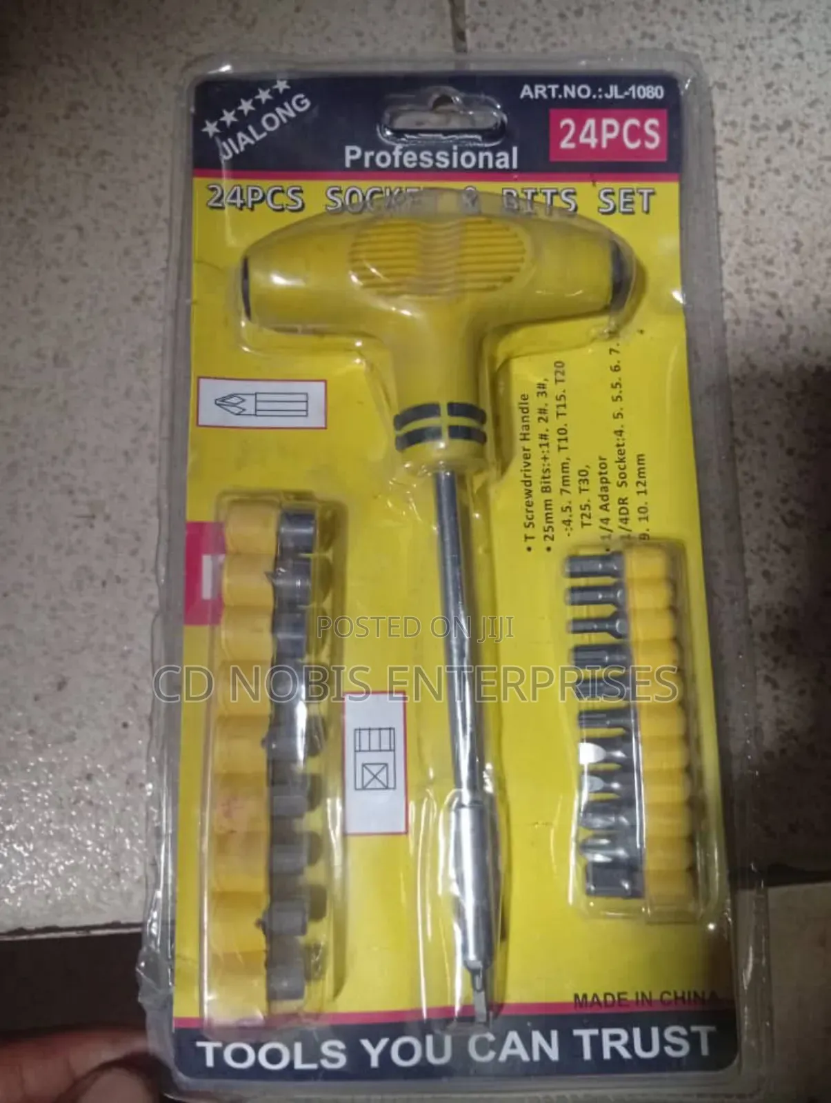 T Sockets and Screw Bits