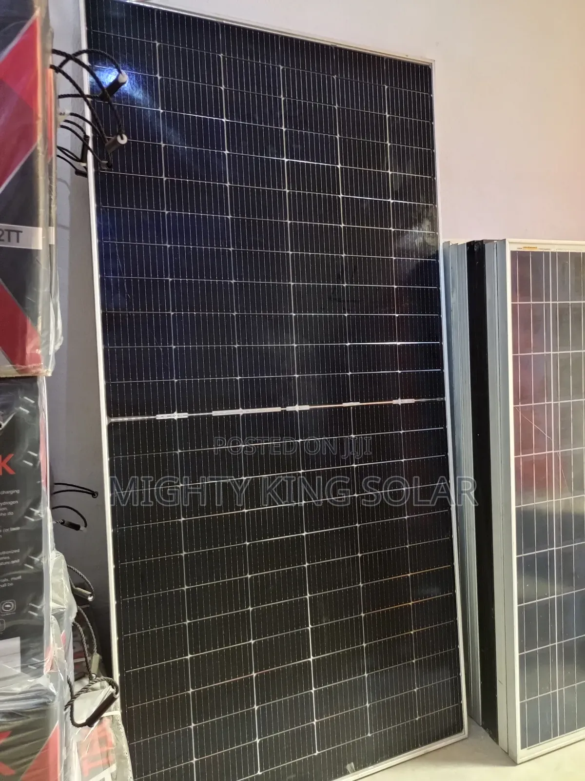 600 Watts Mono Solar Panel Bifacia