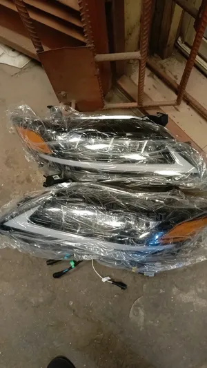 Headlamp Camry 2010 (3 Torch)
