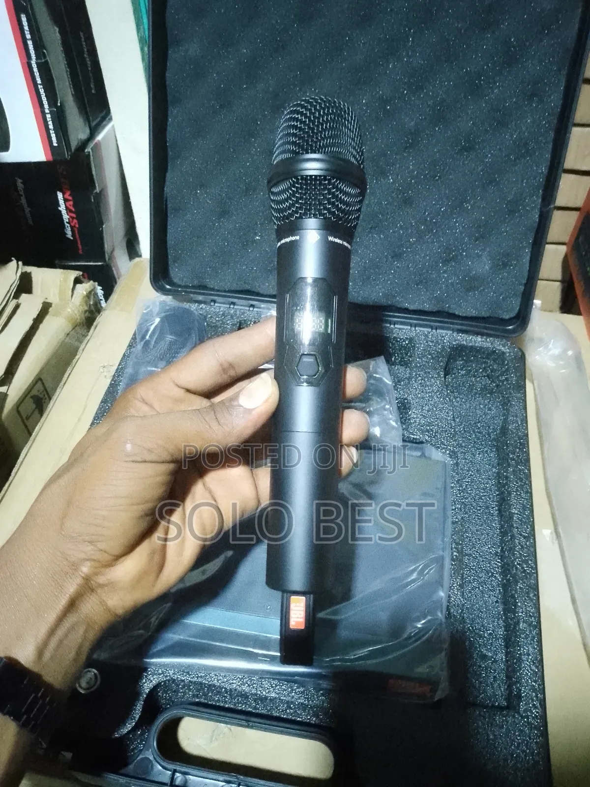 JBL Wireless Microphone URS 9900