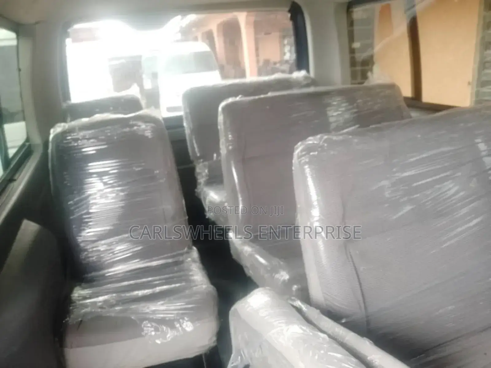Toyota HiAce 2015 Blue