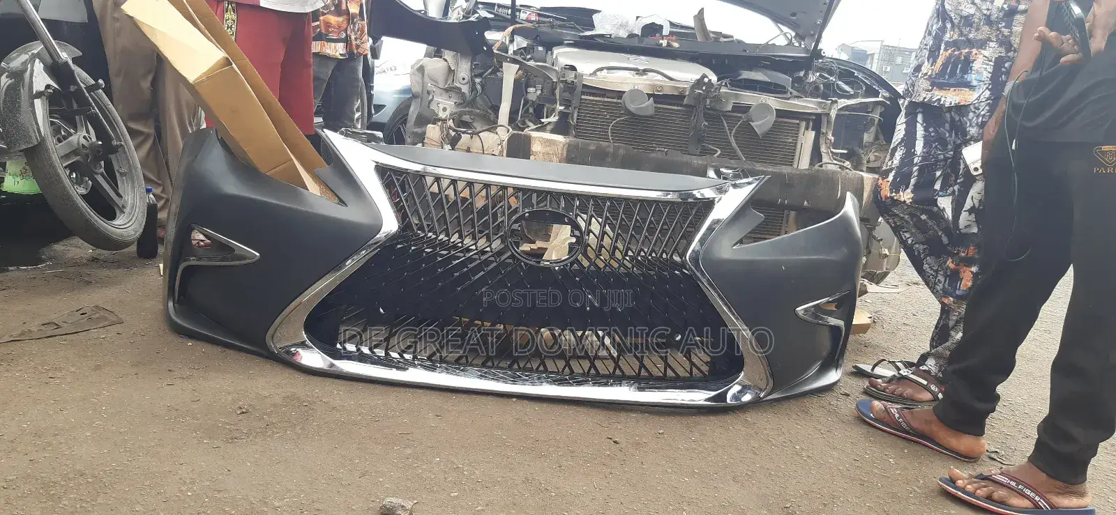 Complete Front Bumper for Es350 2020