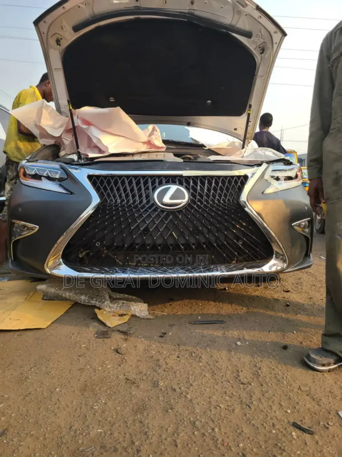Complete Front Bumper for Es350 2020