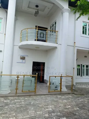 5bdrm Duplex in Stadium Road, Port-Harcourt for sale