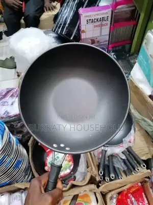 Single None Stick Frying Pan