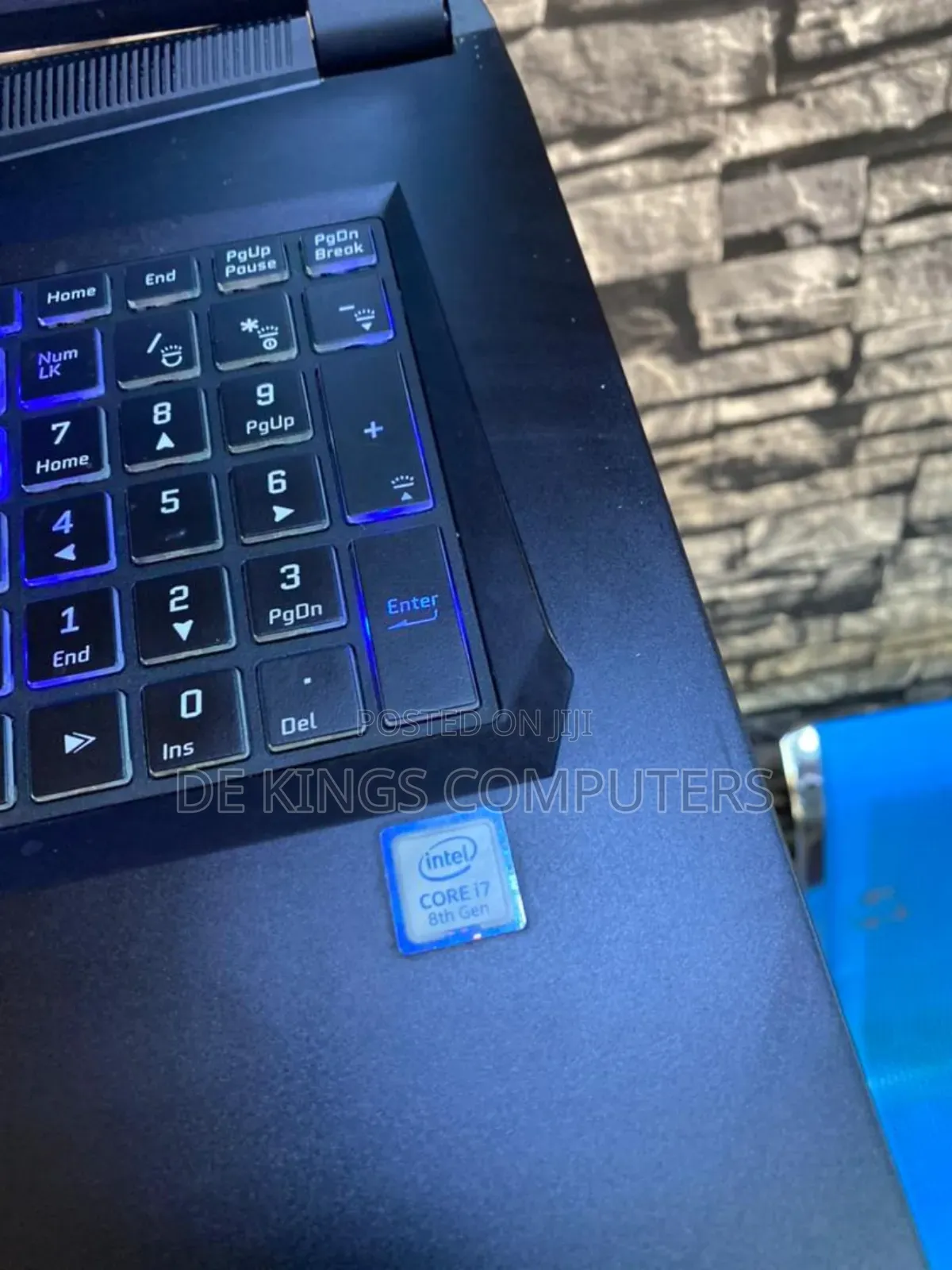 Laptop Clevo P17SM 8GB Intel Core i7 SSHD+SSD 1.5T
