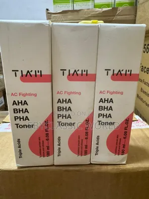 Photo - Tia'm AHA and BHA Toner Exfoliant