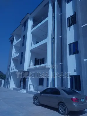3bdrm Block of Flats in Nnpc Estate, Life Camp for rent